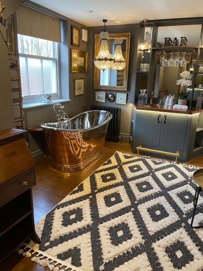 The Barth Room At Cheshire Boutique Barns Nantwich Bagian luar foto