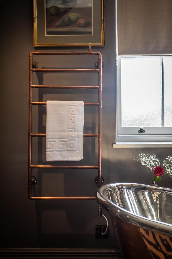 The Barth Room At Cheshire Boutique Barns Nantwich Bagian luar foto