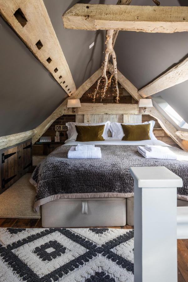 The Barth Room At Cheshire Boutique Barns Nantwich Bagian luar foto