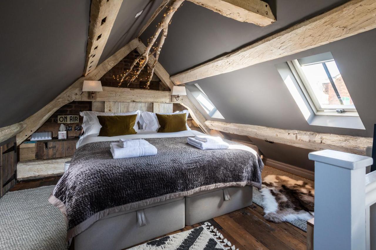 The Barth Room At Cheshire Boutique Barns Nantwich Bagian luar foto