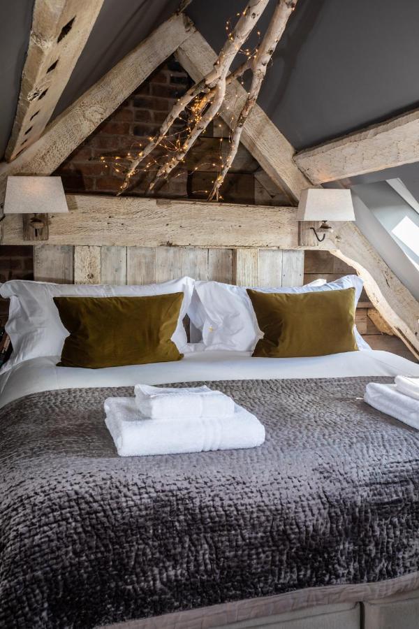 The Barth Room At Cheshire Boutique Barns Nantwich Bagian luar foto